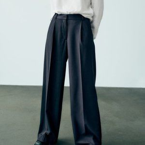 NWT - Zara Full Length Pinstripe Pants - Dark Blue - Size XS